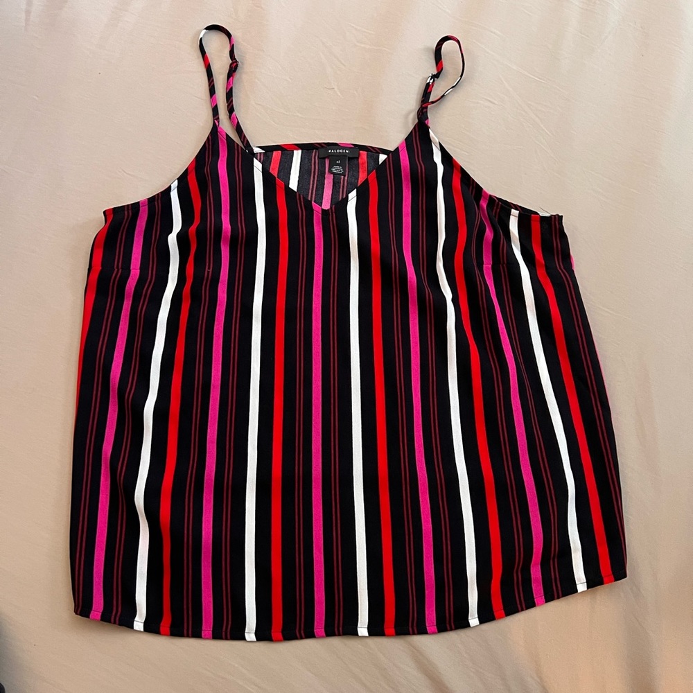 Halogen top, size xl. Thin strap.